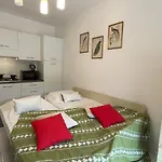 Апартаменты Relax In Piscina - Free Parking E Ampio Giardino Лоано