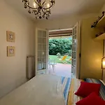 Relax In Piscina - Free Parking E Ampio Giardino Апартаменты *