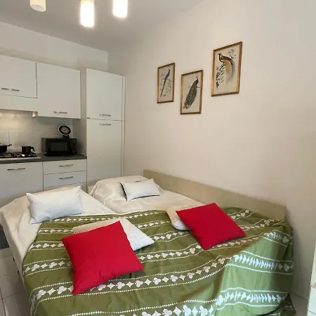 Апартаменты Relax In Piscina - Free Parking E Ampio Giardino Лоано