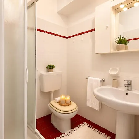 דירה Relax In Piscina - Free Parking E Ampio Giardino
