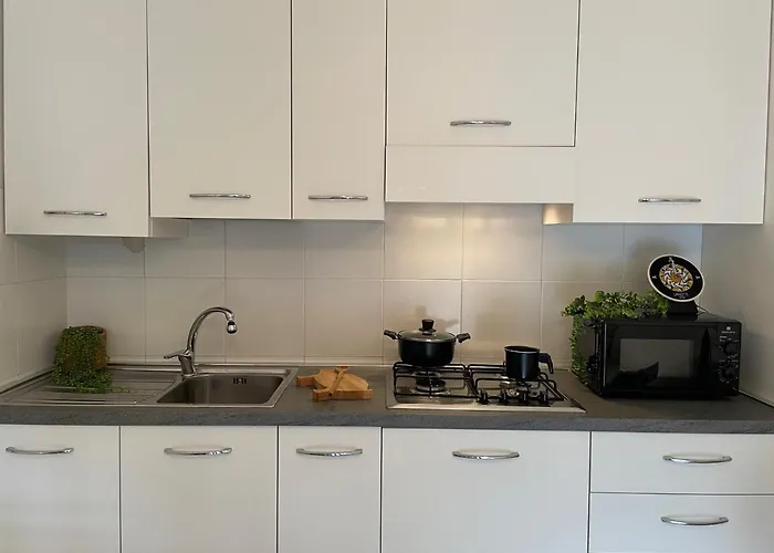 Apartment Relax In Piscina - Free Parking E Ampio Giardino *